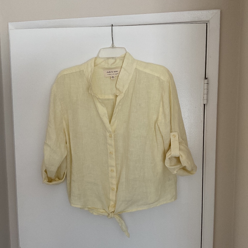 Cloth and Stone 100% linen blouse, soft yellow color